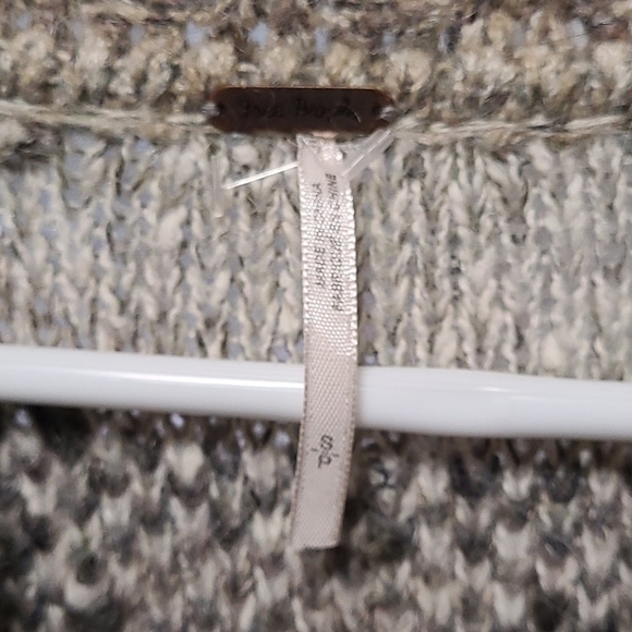 Free People Sweater - Picture 3 of 9